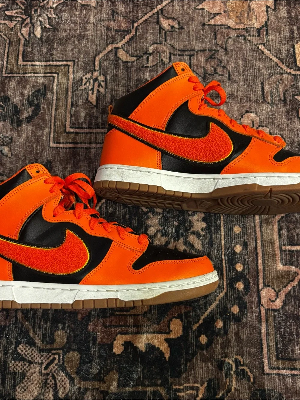 Nike bold safety